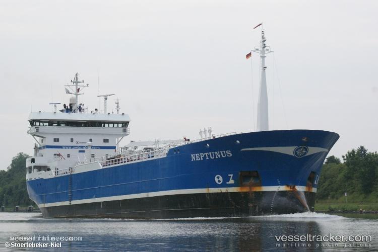 Neptunus - Chemical Oil Products Tanker vessel registered in Mexico