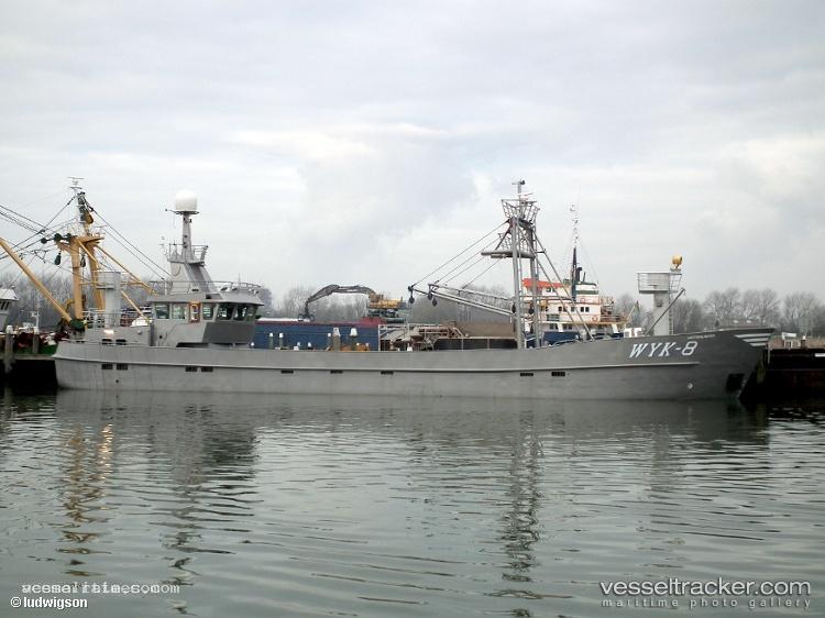 Wattenlaeufer - Fishing Vessel vessel registered in Germany