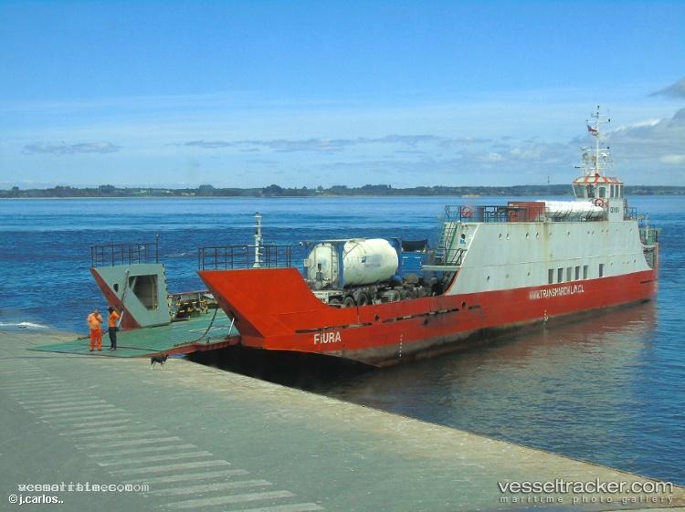 Trb-Fiura - Passenger Ro Ro Cargo Ship vessel registered in Chile