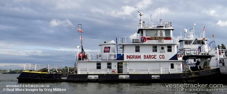 Eva-Walker - Tug vessel registered in United States of America