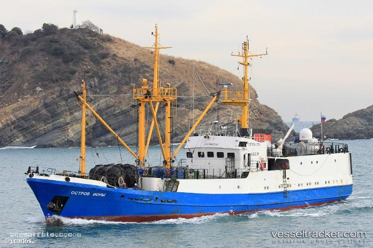 Ostrov-Iony - Fish Carrier vessel registered in Russia