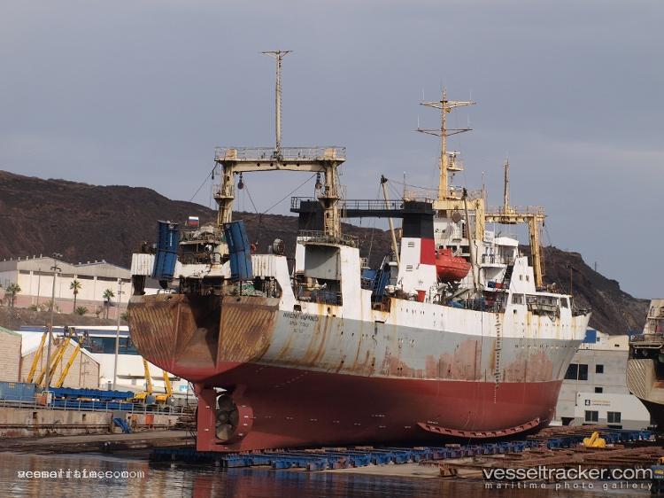 Ostrov-Iturup - Fish Factory Ship vessel registered in Russia