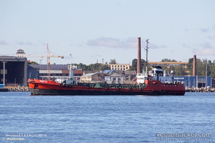 Nafta - Service Ship vessel registered in Estonia