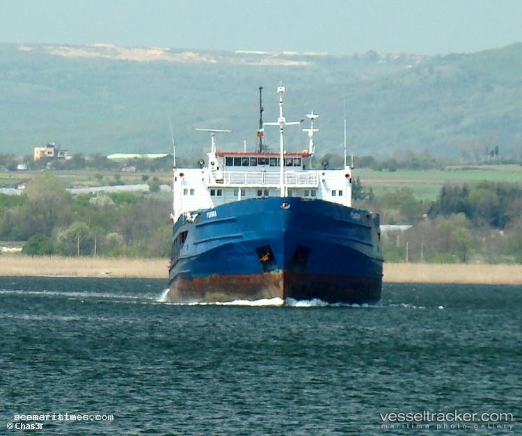 Baku-Breeze - General Cargo Ship vessel registered in Russia