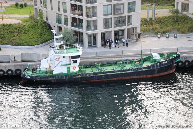 Tovak - Service Ship vessel registered in Norway