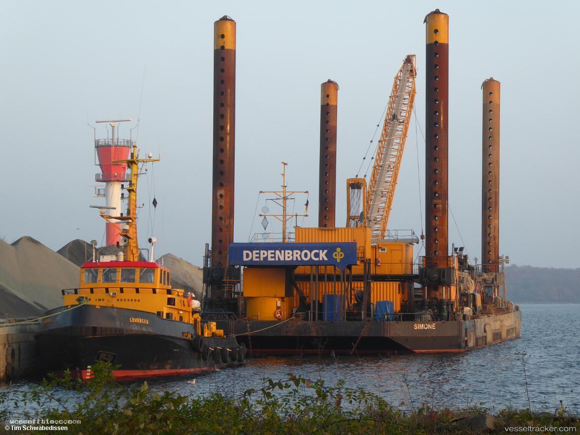 Simone - Other vessel registered in Germany