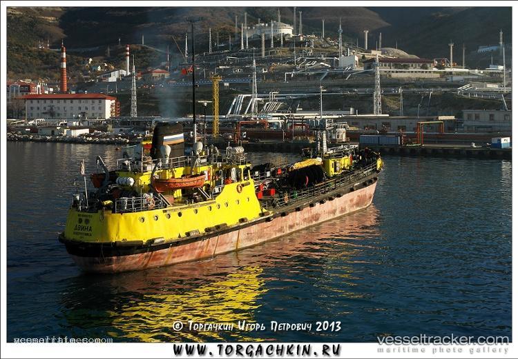 Dvina - Service Ship vessel registered in Russia