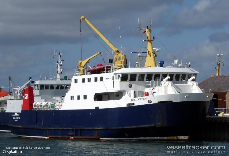 Earl-Thorfinn - Passenger Ro Ro Cargo Ship vessel registered in United Kingdom
