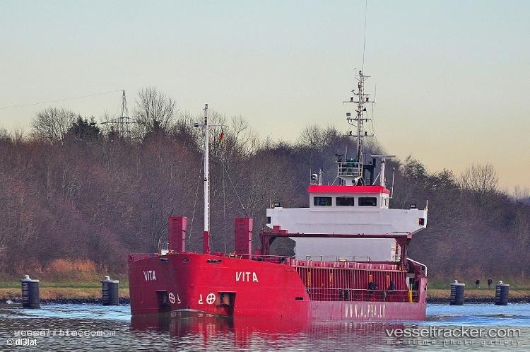 Isik-4 - General Cargo Ship vessel registered in Vanuatu