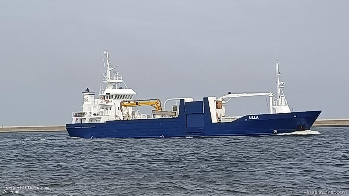 Mv-Ulla - Refrigerated Cargo Ship vessel registered in Denmark