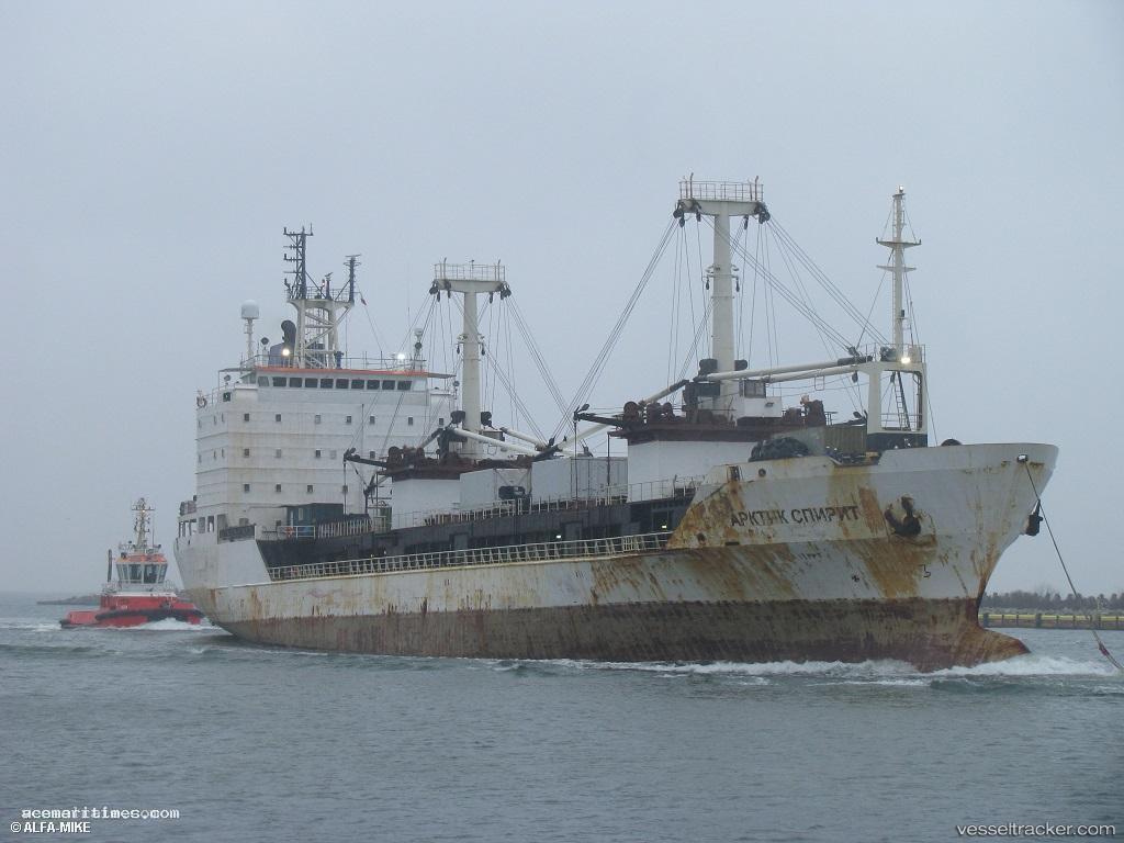 Arctic-Spirit - Refrigerated Cargo Ship vessel registered in Russia