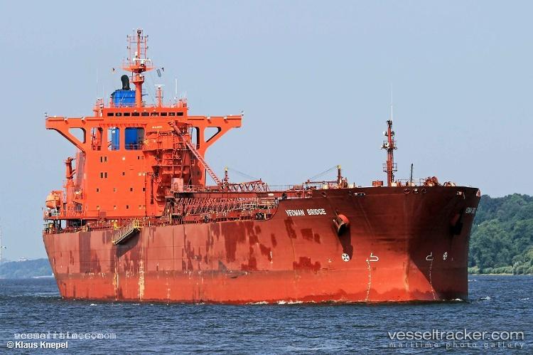 Yeoman-Bridge - Self Discharging Bulk Carrier vessel registered in Bahamas
