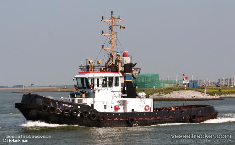 Vb-Terneuzen - Tug vessel registered in Belgium