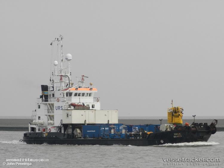 Seisund - Salvage Ship vessel registered in Norway