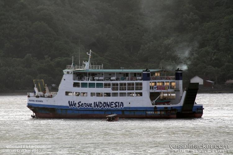 Kmp-Marina-Segunda - Passenger Ro Ro Cargo Ship vessel registered in Indonesia