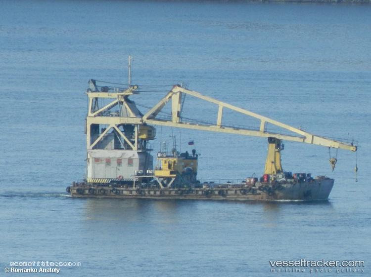 Pk-6 - Crane Ship vessel registered in Russia
