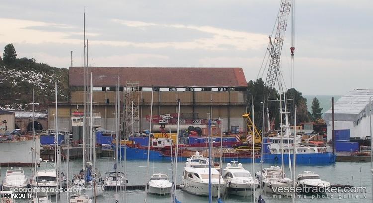 Gioacchino-Bacheto - Aggregates Carrier vessel registered in Cyprus
