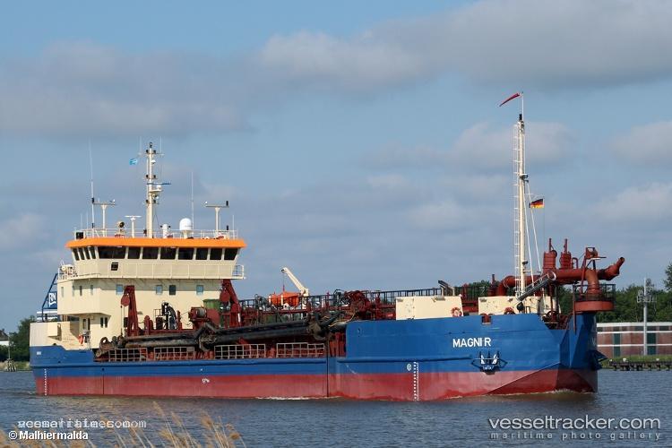 Magni-r - Hopper Dredger vessel registered in Denmark