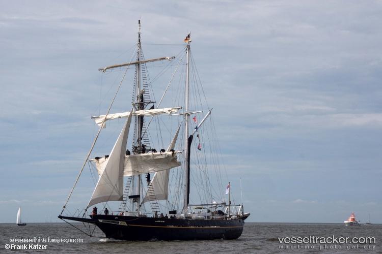 Young-Endeavour - Training Ship vessel registered in Australia