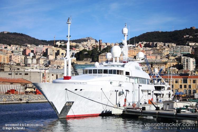 Pearl - Service Ship vessel registered in Cayman Islands