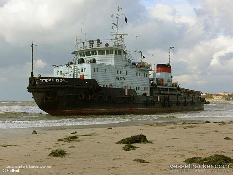 Mb-1224 - Tug vessel registered in Russia