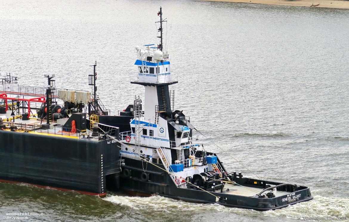 Genesis-Valiant - Tug vessel registered in United States of America