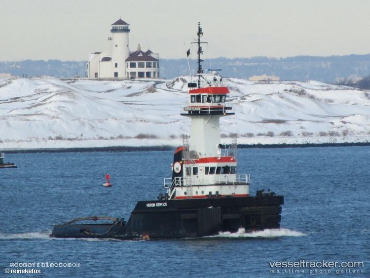 Genesis-Victory - Tug vessel registered in United States of America