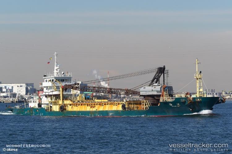Sumiwaka-Maru-No.61 - Pusher Tug vessel registered in Japan