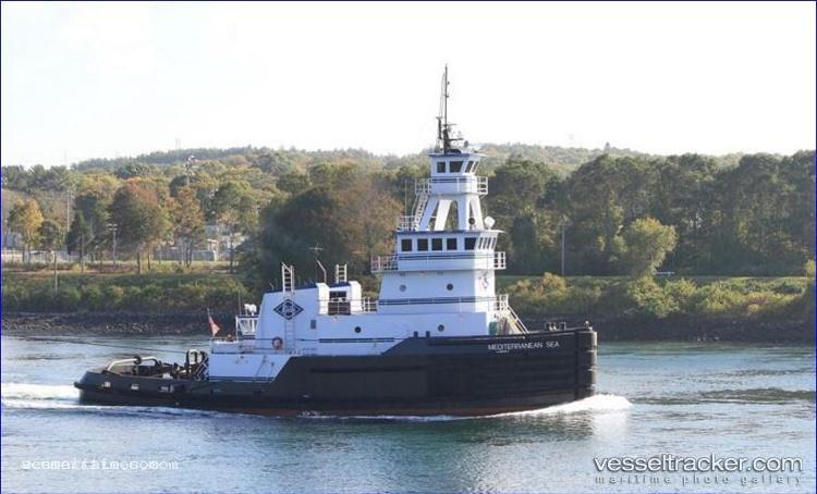 Douglas-J. - Tug vessel registered in United States of America
