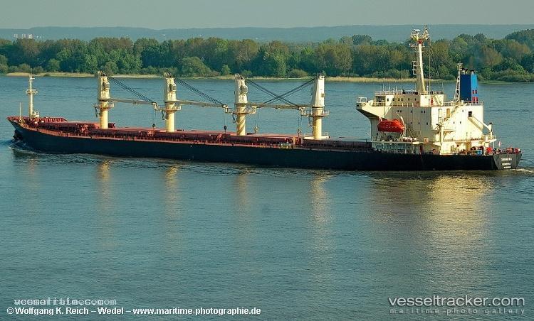 Samanta - Bulk Carrier vessel registered in Saint Kitts and Nevis
