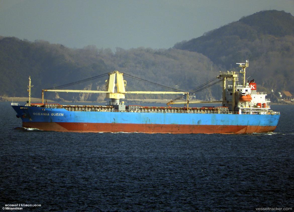 Batam-Star - Vehicles Carrier vessel registered in Panama