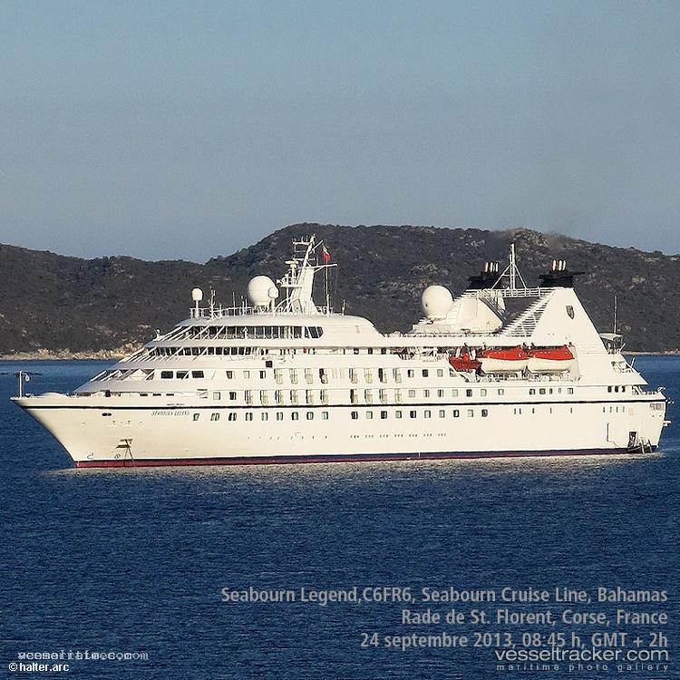 Star-Legend - Cruise Ship vessel registered in Bahamas