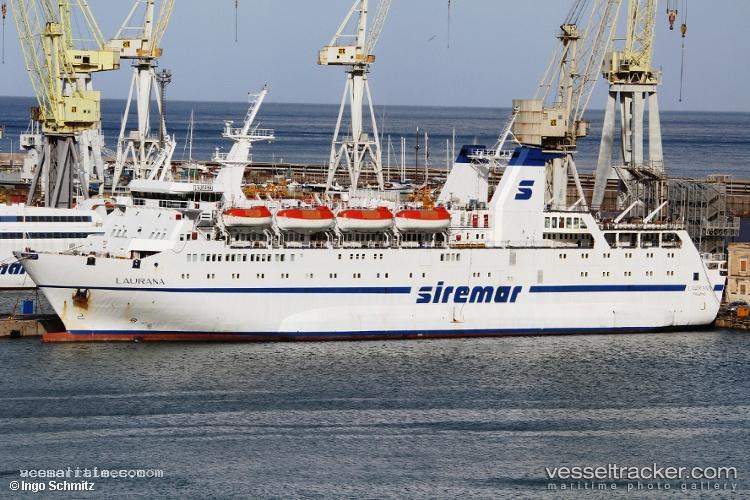 Laurana - Passenger Ro Ro Cargo Ship vessel registered in Italy
