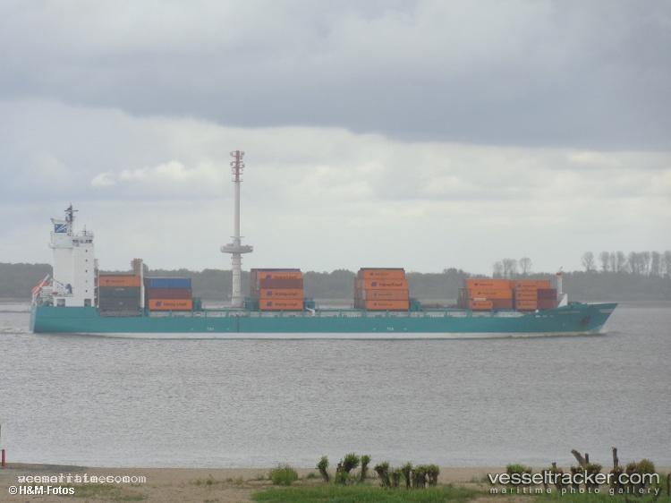 Christopher - Tug vessel registered in Liberia