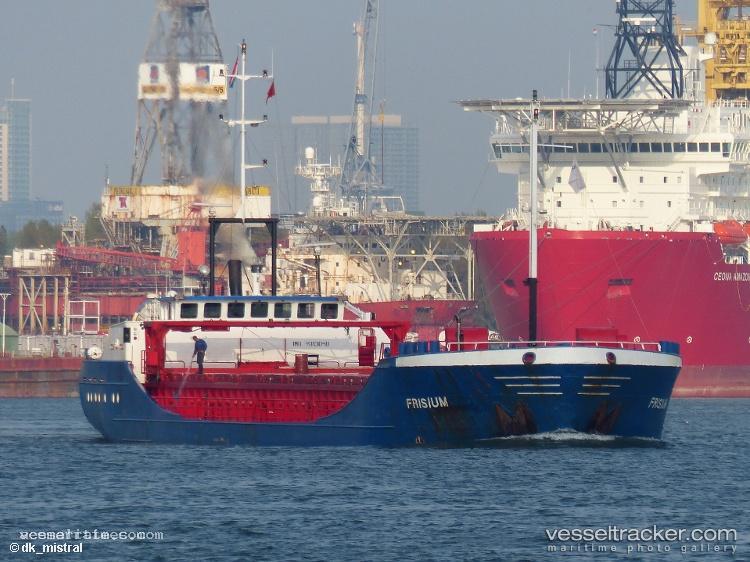 Snp-Sky - Multi Purpose Carrier vessel registered in Bahamas