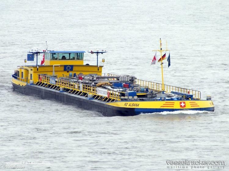 Piz-Albana - Other Tanker vessel registered in Switzerland