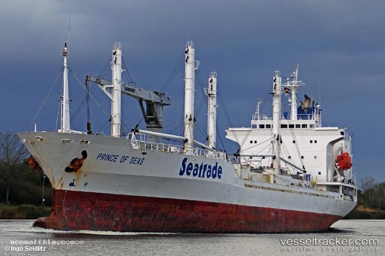 Prince-Of-Seas - Refrigerated Cargo Ship vessel registered in Bahamas