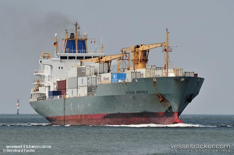 Baltic-Winter - Refrigerated Cargo Ship vessel registered in Bahamas