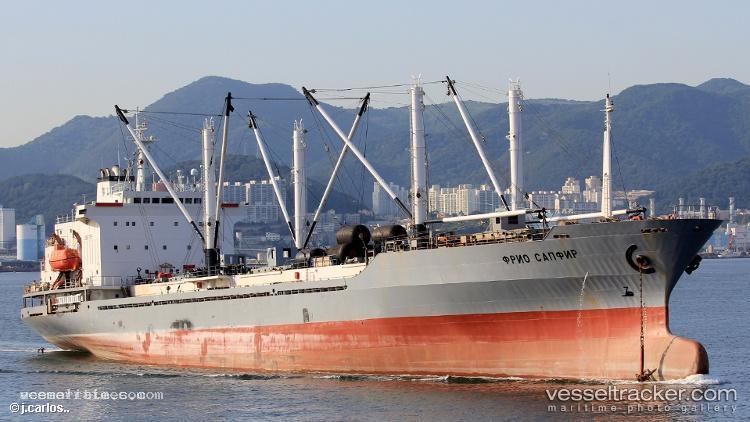 Frio-Sapfir - Refrigerated Cargo Ship vessel registered in Russia