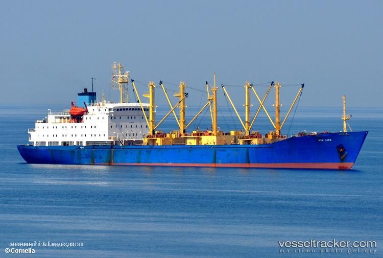 Hai-Feng-678 - Refrigerated Cargo Ship vessel registered in Vanuatu