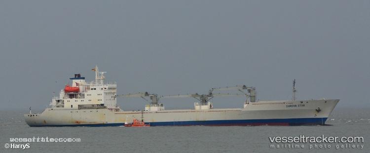 Hai-Feng-728 - Refrigerated Cargo Ship vessel registered in Vanuatu