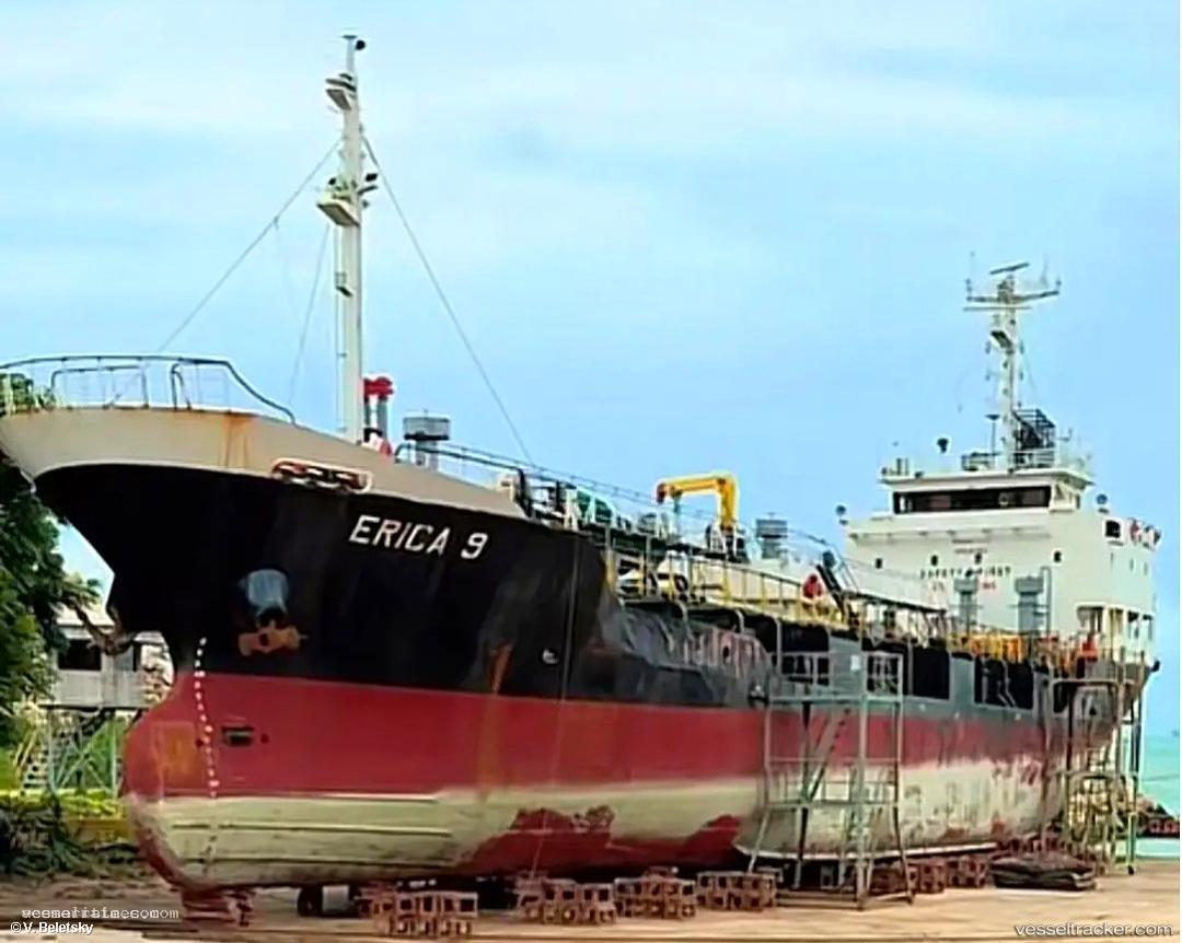 Erica-9 - Bitumen Tanker vessel registered in Indonesia