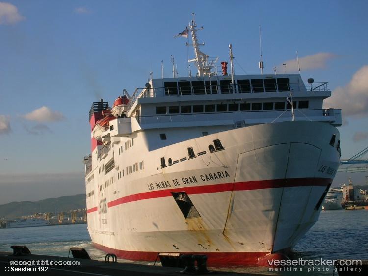 Las-Palmas - Passenger Ro Ro Cargo Ship vessel registered in Italy