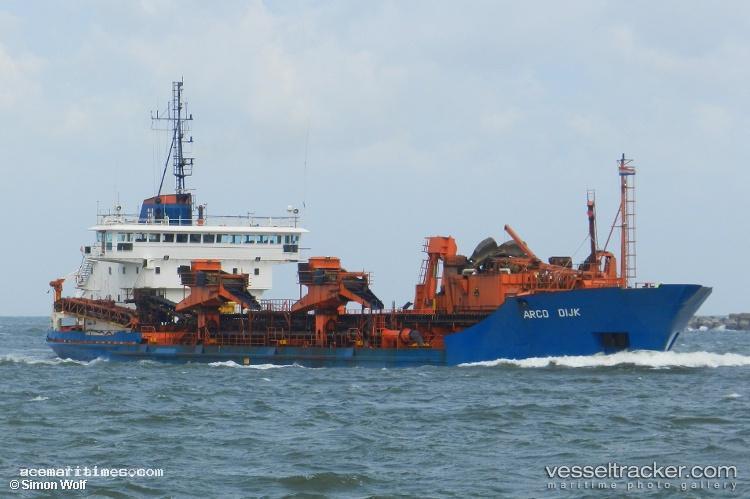 Arco-Dijk - Hopper Dredger vessel registered in Bahamas
