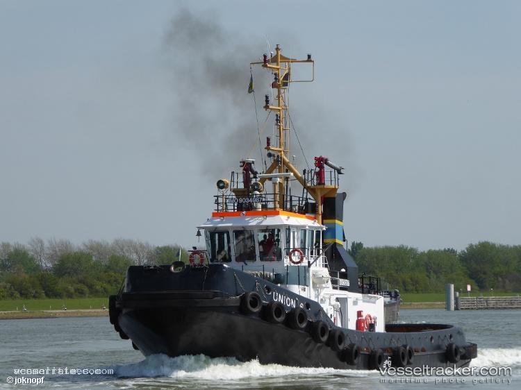 Vb-Cavalier - Tug