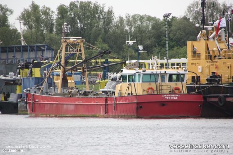 Ye110-Anna-christina - Fishing Vessel vessel registered in Netherlands