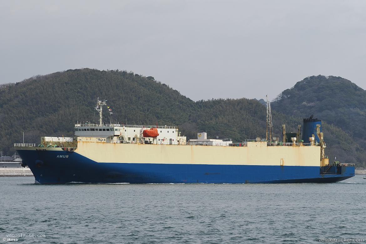 Amur - Vehicles Carrier