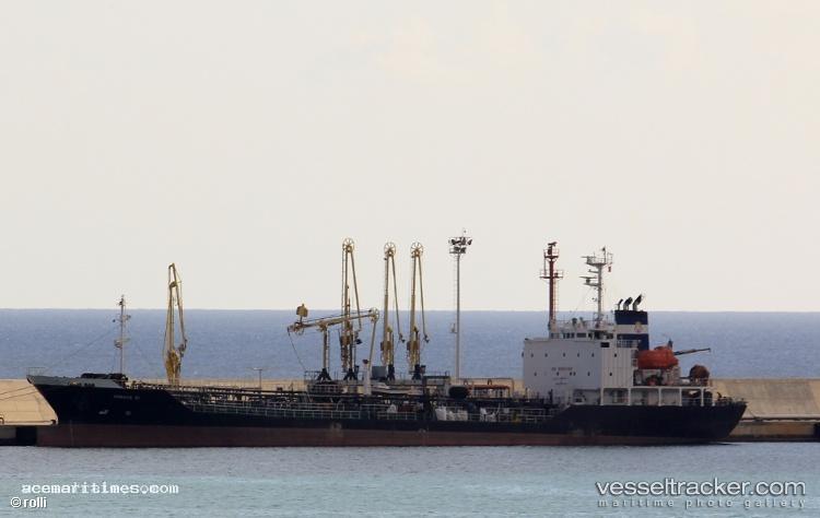 Aptera - Crude Oil Tanker vessel registered in Greece