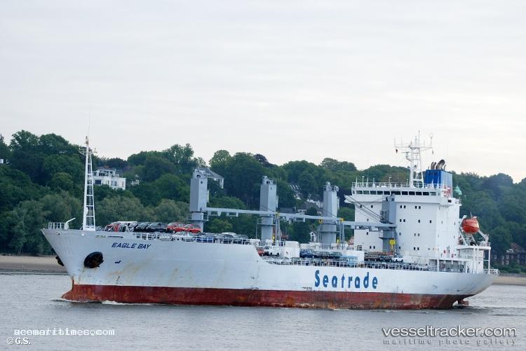 Baltic-Patriot - Refrigerated Cargo Ship vessel registered in Bahamas