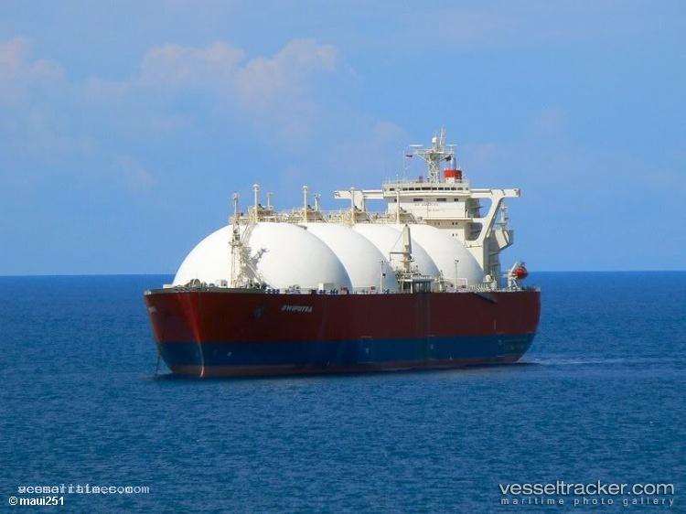 Karmol-Lngt-Africa - Fsru Tanker vessel registered in Liberia